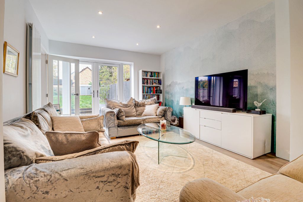 Property photo 3 of 26 Living Room