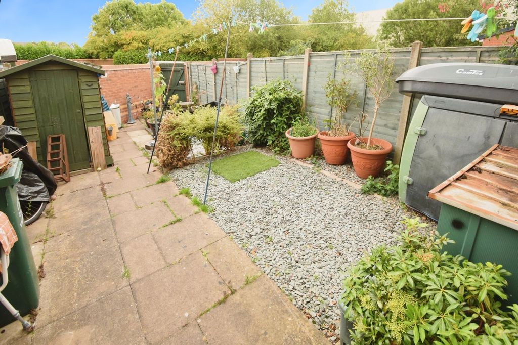 Property photo 3 of 18 Rear Garden