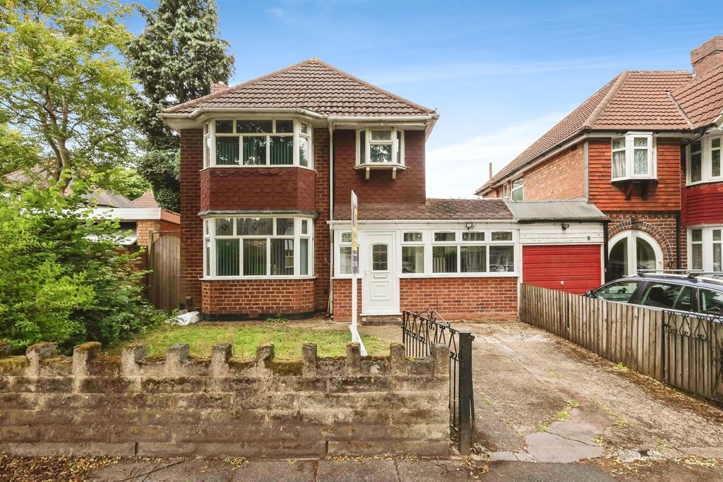 Property photo 1 of 17