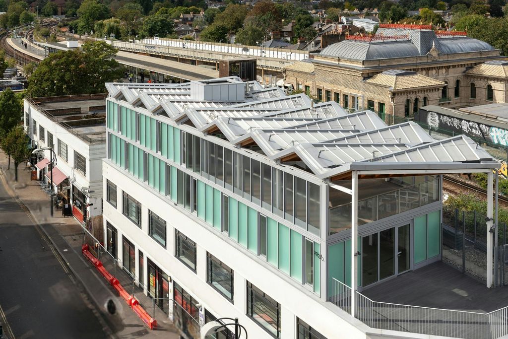 Property photo 1 of 15 16.Png