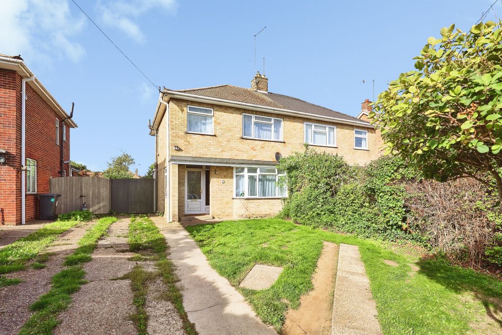 Property photo 1 of 12