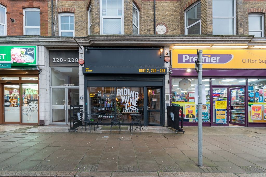 Property photo 1 of 18 Picture 1