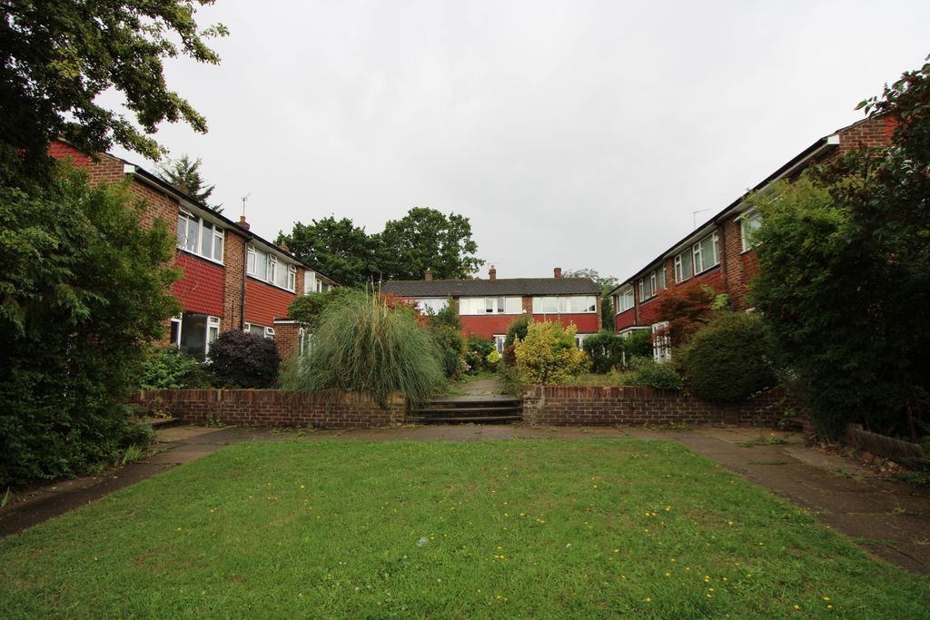 Property photo 1 of 30