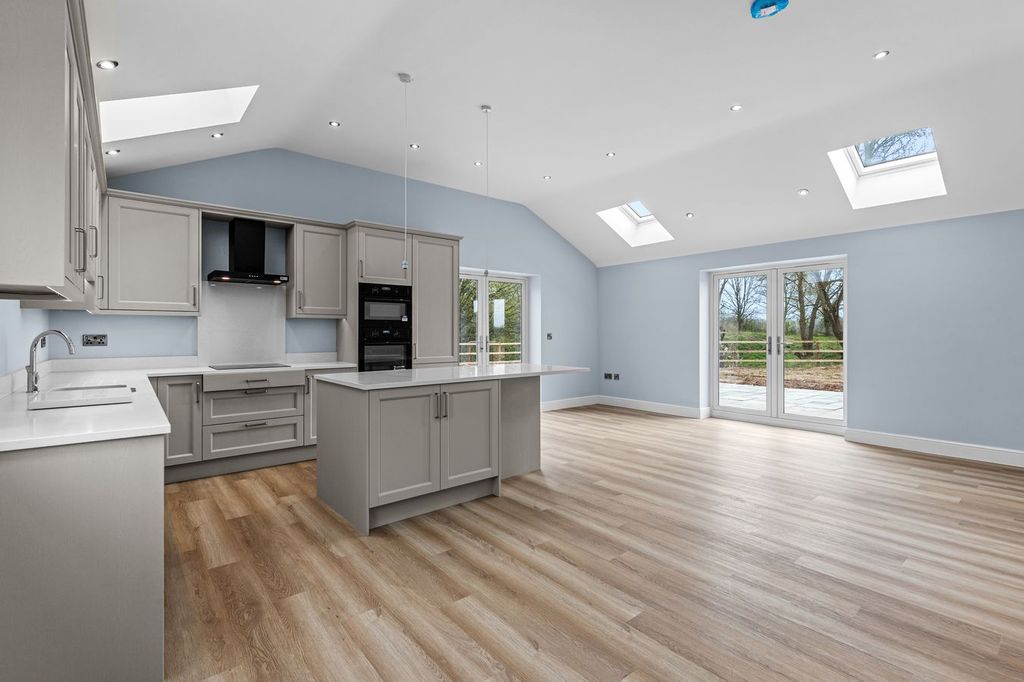 Property photo 2 of 20 Shows Similar House Type