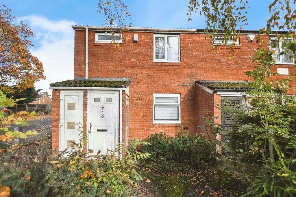 Property photo 2 of 17