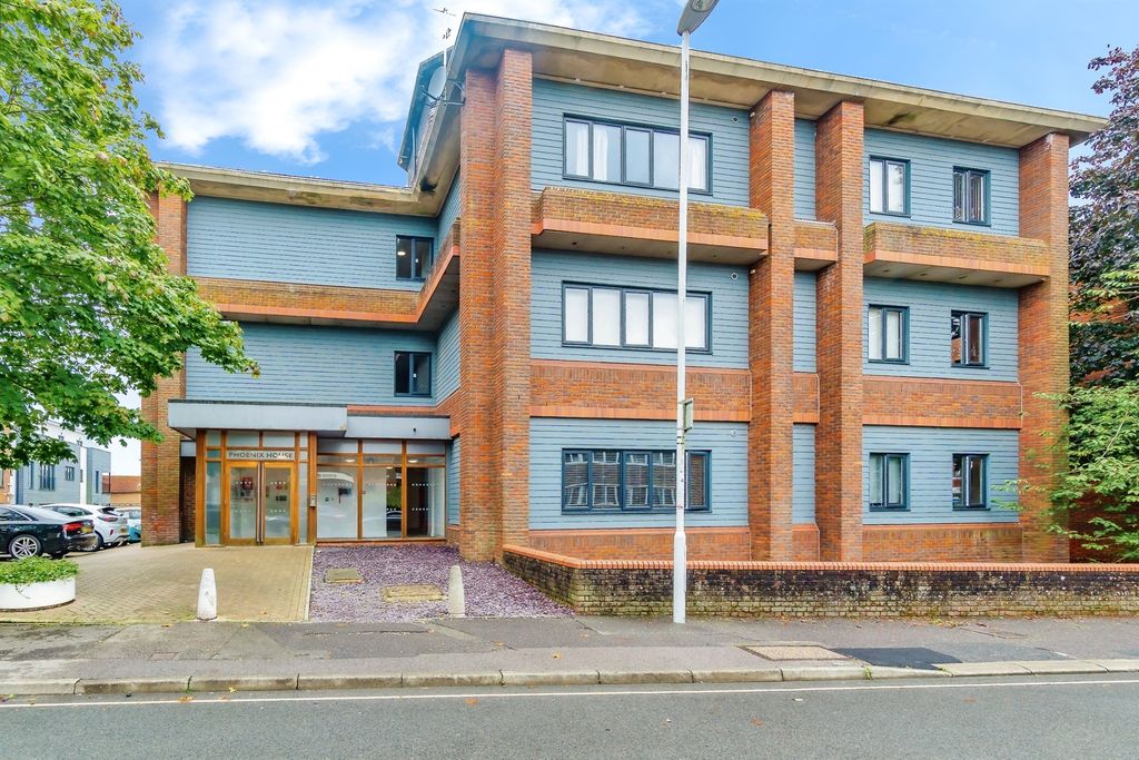Property photo 1 of 11