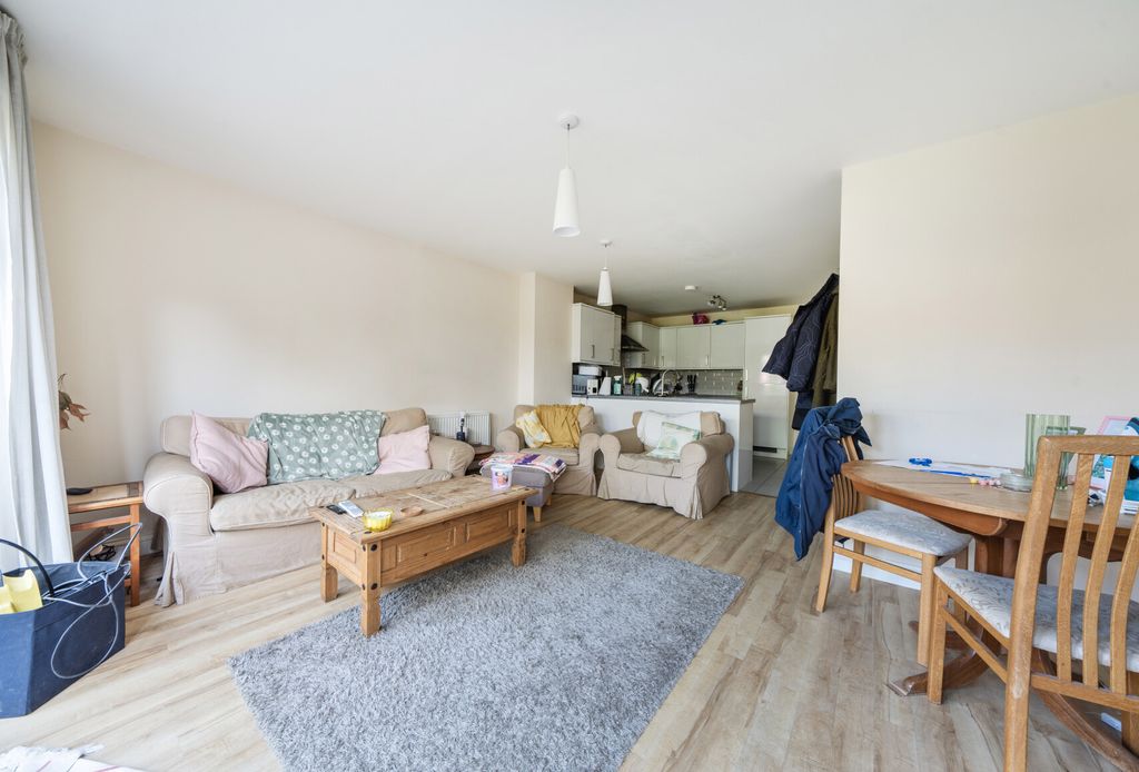 Property photo 3 of 18 1449460-4-69E8ba2...