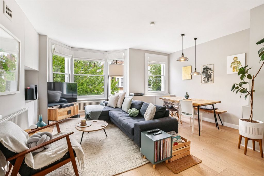 Property photo 1 of 10 Reception Room