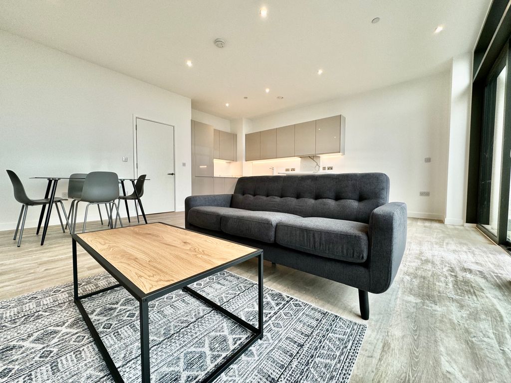 Property photo 2 of 15 Photo 02