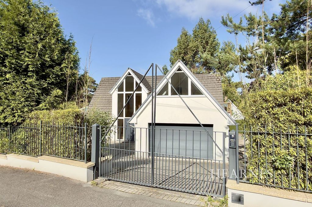 Property photo 1 of 29