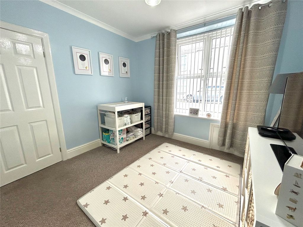 Property photo 3 of 16 Picture No. 08