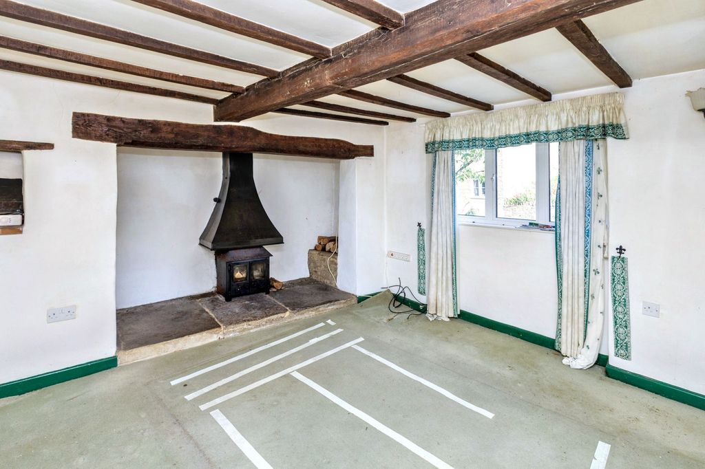 Property photo 2 of 14 The Cottage, Manor Road, Sulgrave, Banbury, Oxfordshire Ox17 2Rz