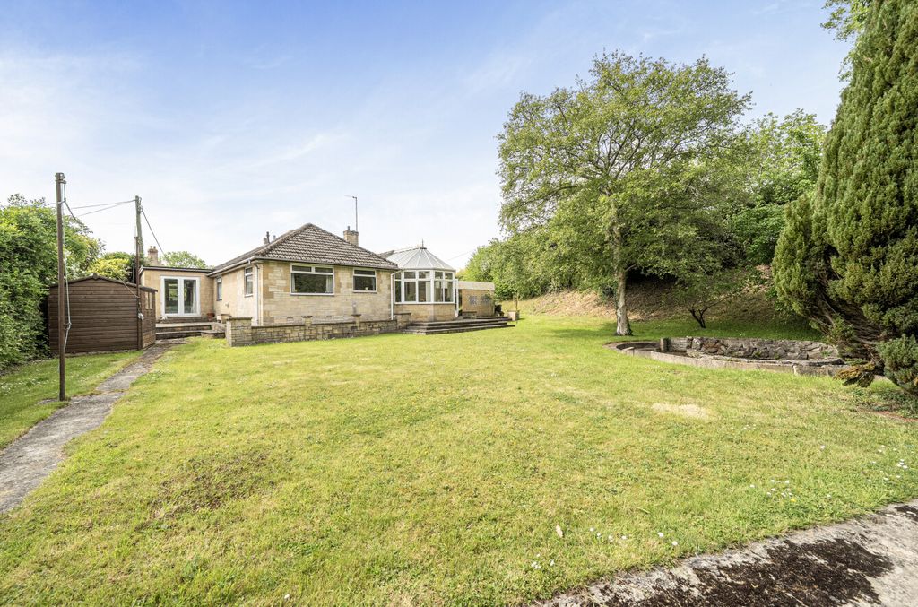 Property photo 3 of 16 146451546A0ee5A49E9d8