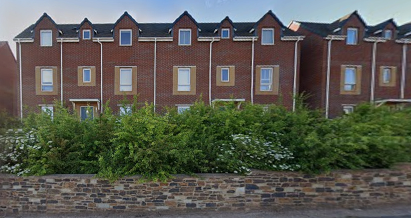 Property photo 1 of 9