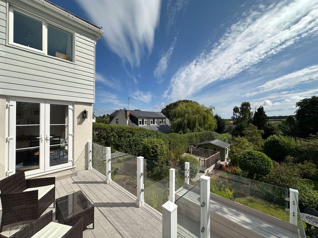 Property photo 3 of 46 Photo 51