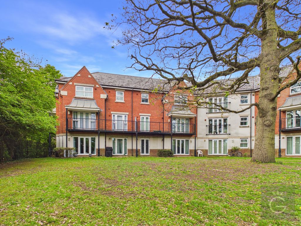 Property photo 1 of 12