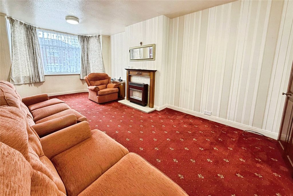 Property photo 3 of 13 Picture No. 02