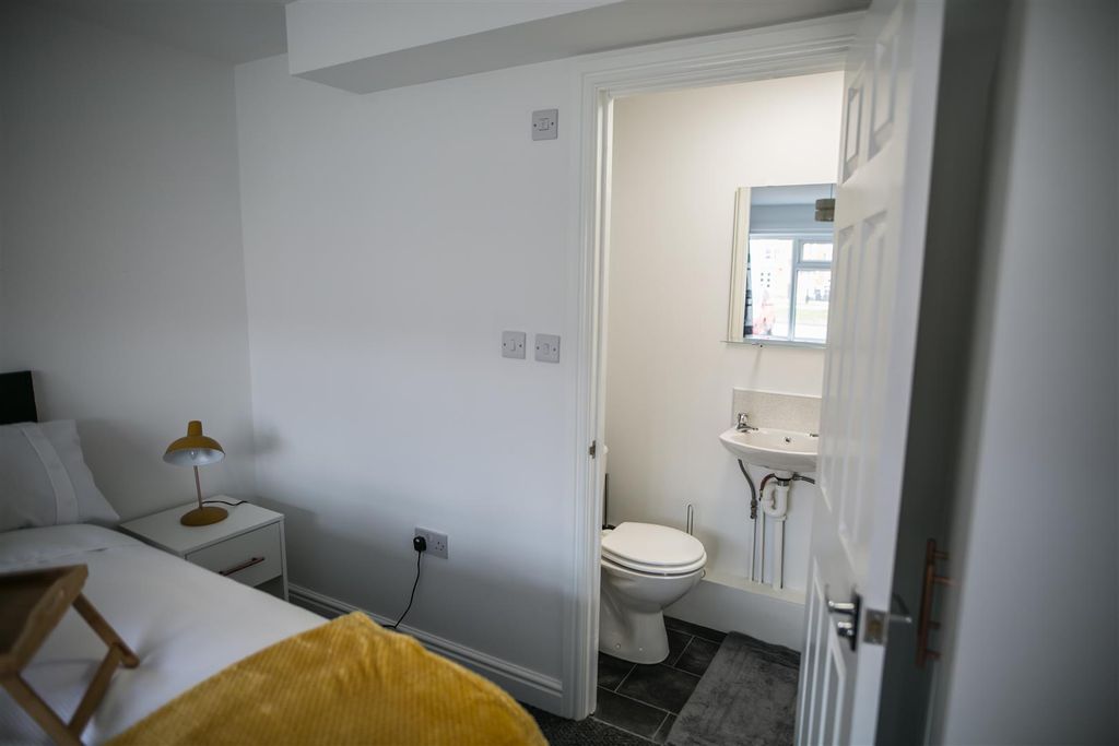 Property photo 2 of 43 Rf9A4439.Jpg