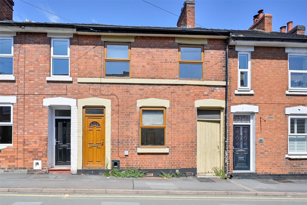 Property photo 1 of 18 Picture No. 04