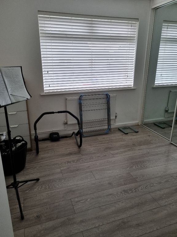 Property photo 2 of 8 Bedroom