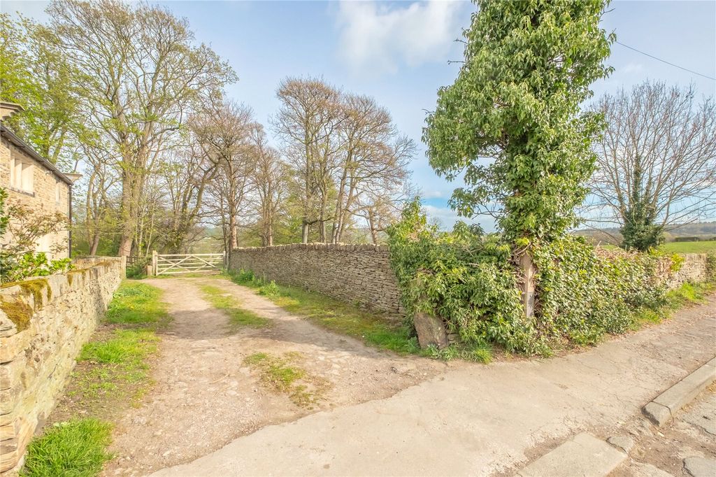 Property photo 2 of 11 Land Off Bilham Road
