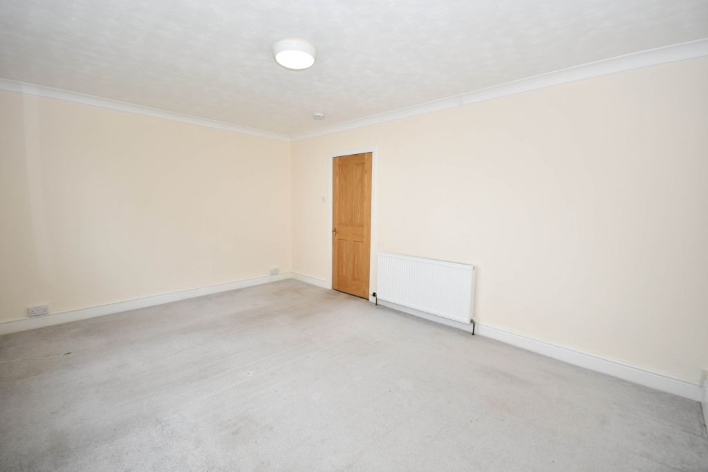 Property photo 3 of 9 Photo