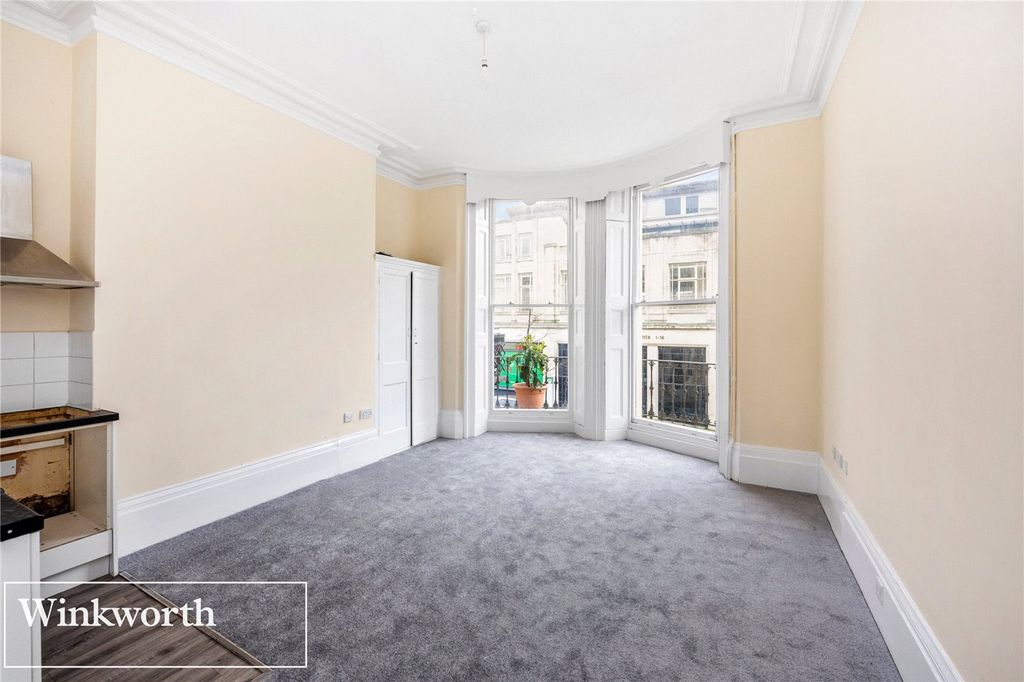 Property photo 2 of 8 Picture No. 01