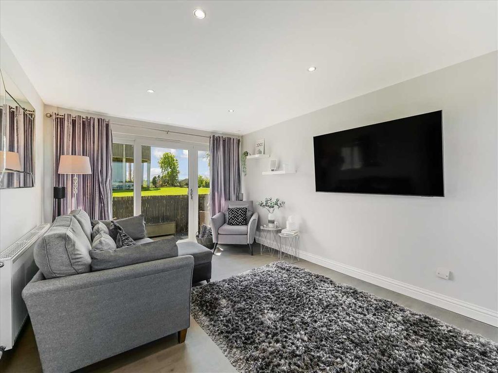 Property photo 2 of 21 Open Plan Lounge, Dining &amp; Kitchen (1)