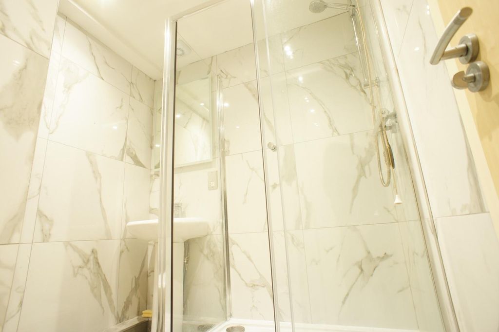 Property photo 2 of 9 1.Jpg