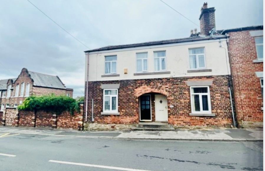 Property photo 1 of 8