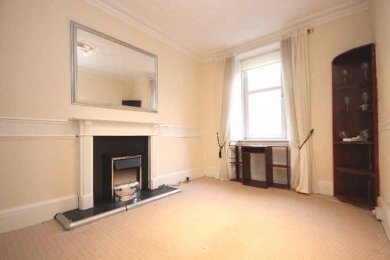 Property photo 2 of 5 Photo 4