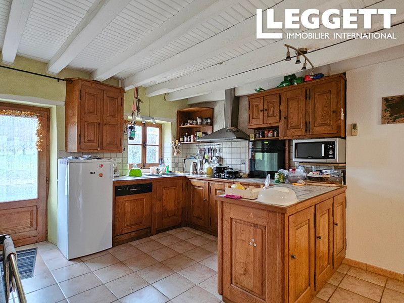 Property photo 3 of 10