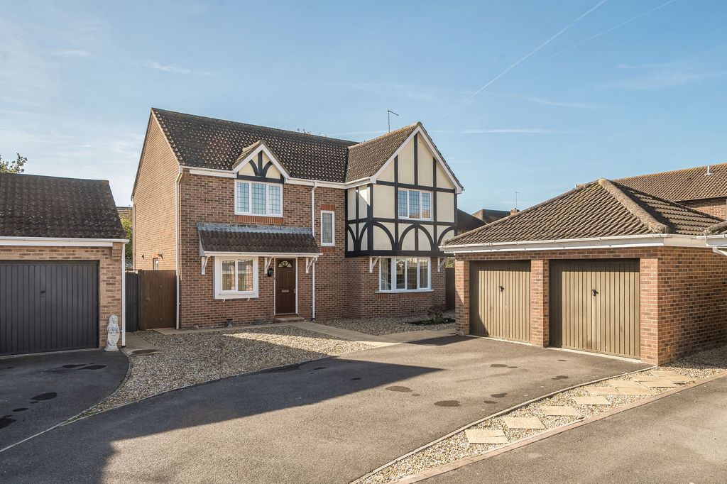 Property photo 1 of 20