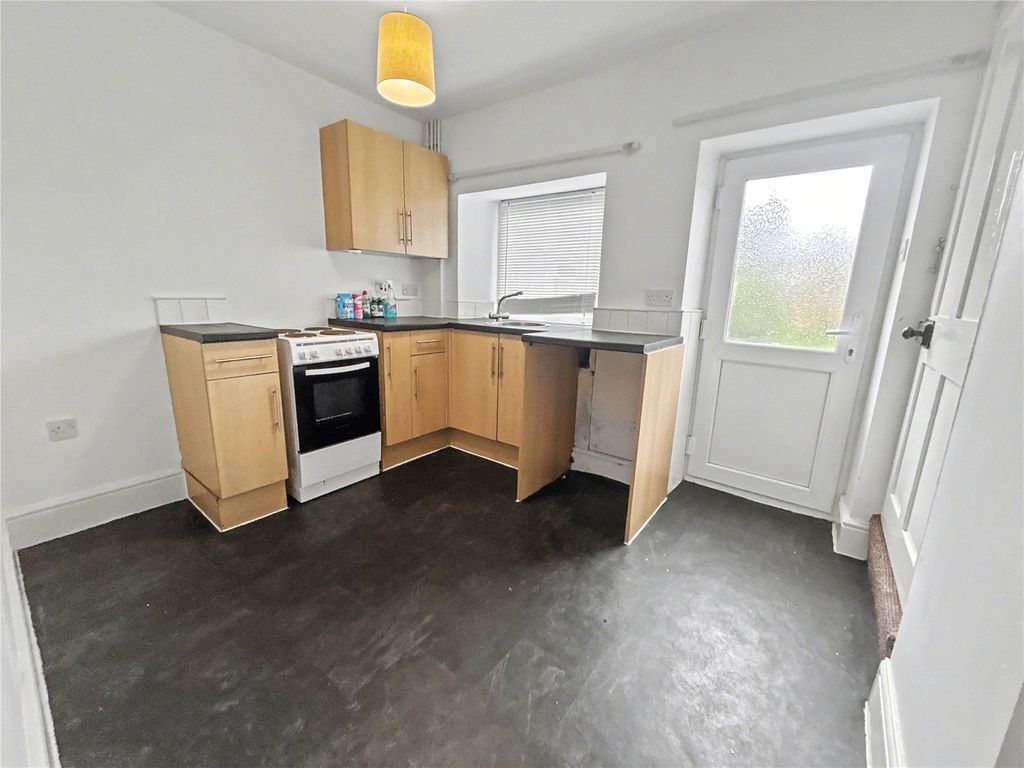 Property photo 3 of 10 Picture No. 14