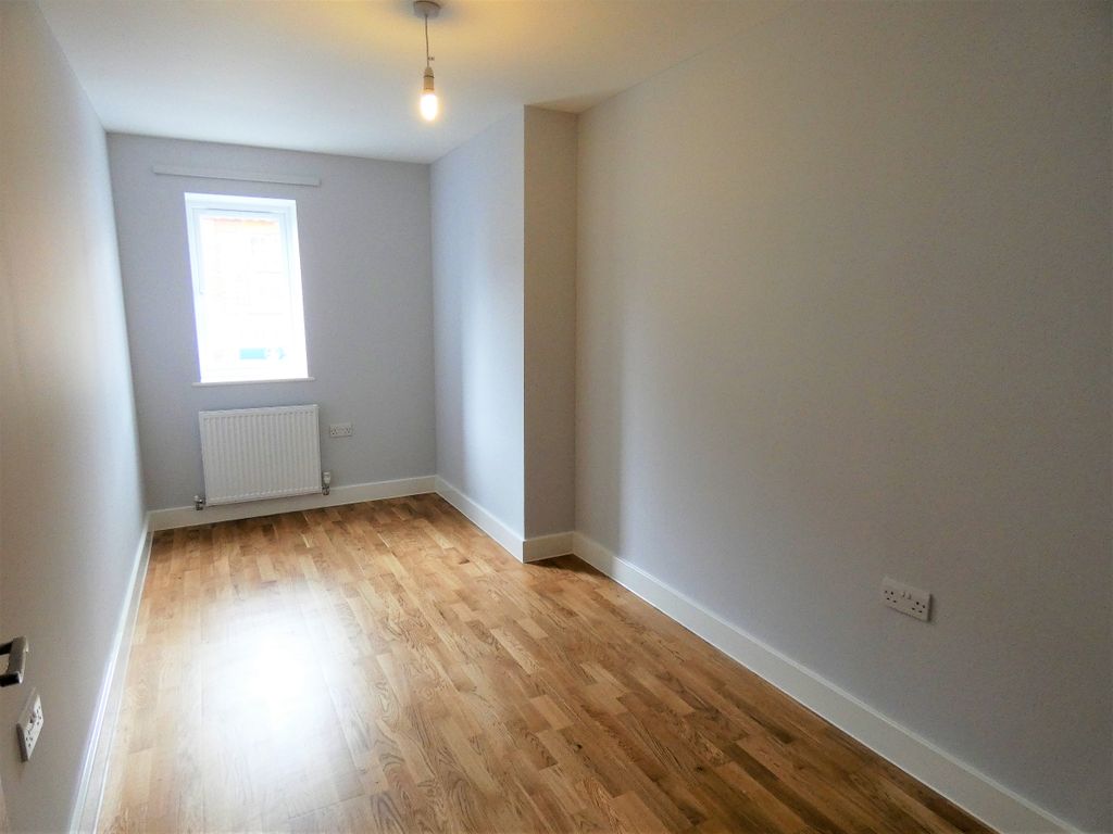 Property photo 3 of 7 3