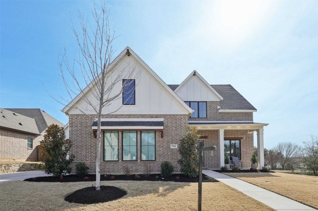 Property photo 1 of 31