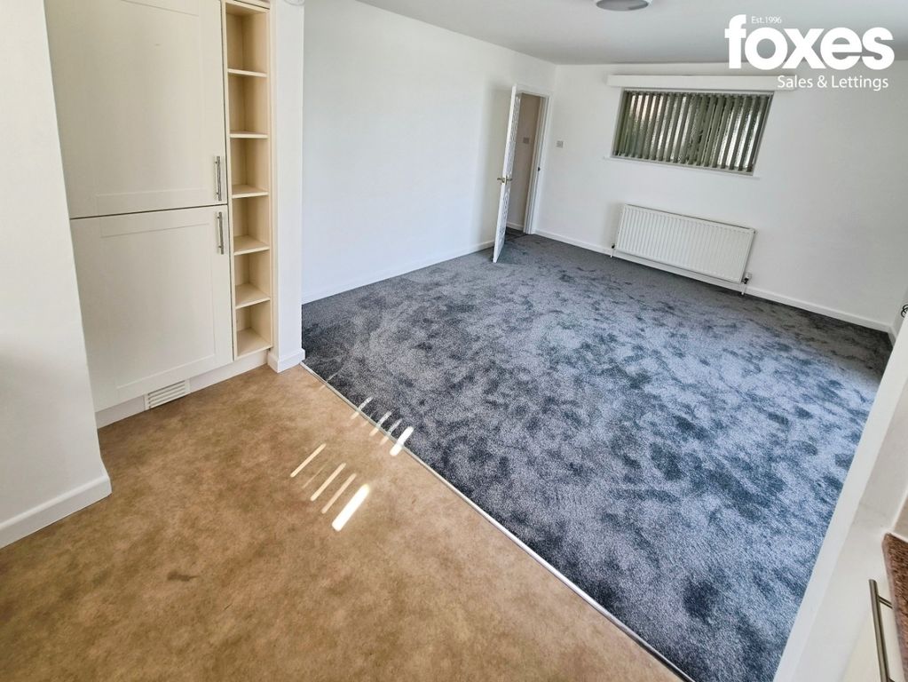 Property photo 3 of 11 5212382