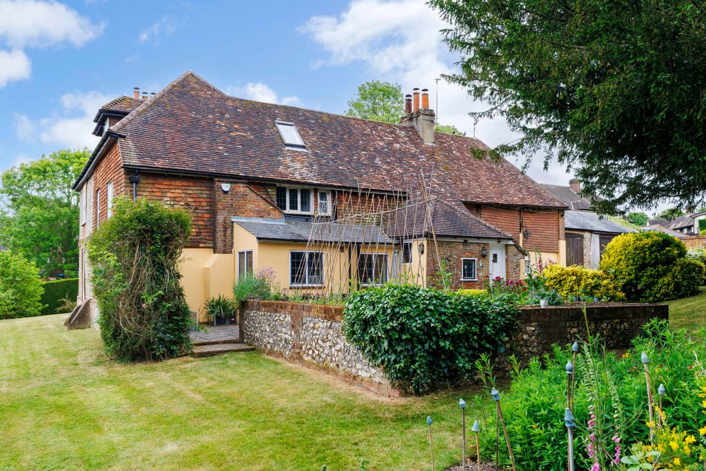 Property photo 1 of 38
