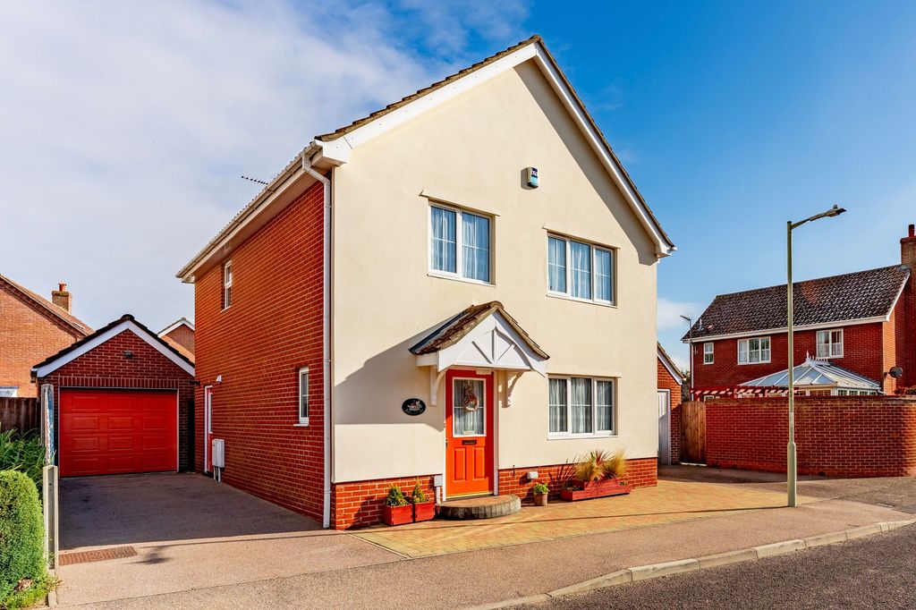 Property photo 1 of 25