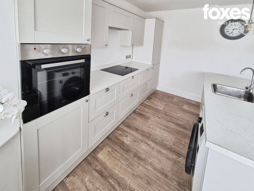 Property photo 3 of 15 4399842