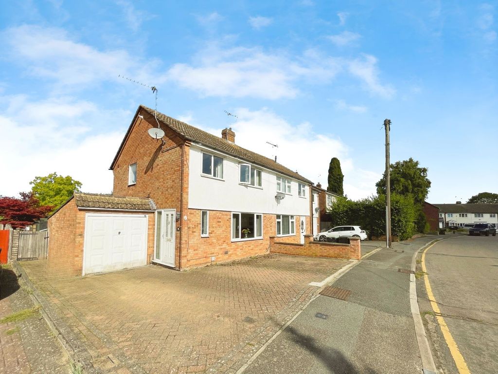 Property photo 2 of 33