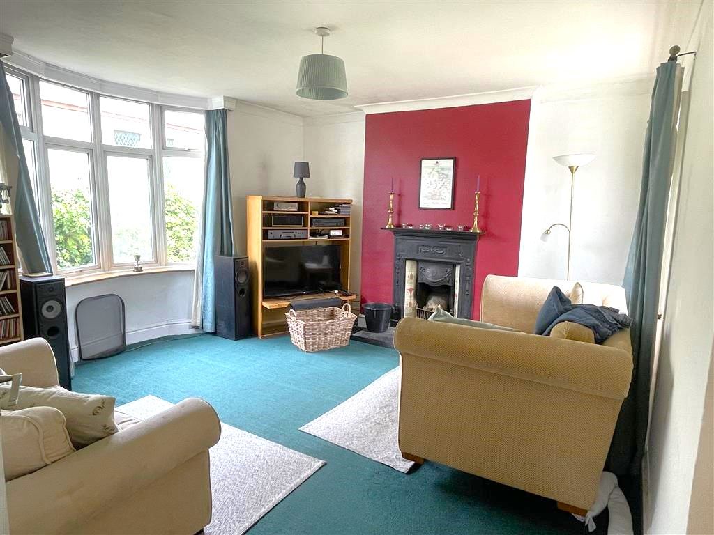 Property photo 3 of 14