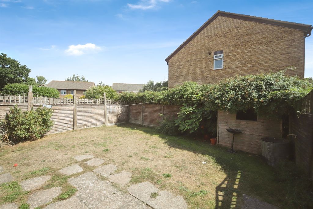 Property photo 3 of 16