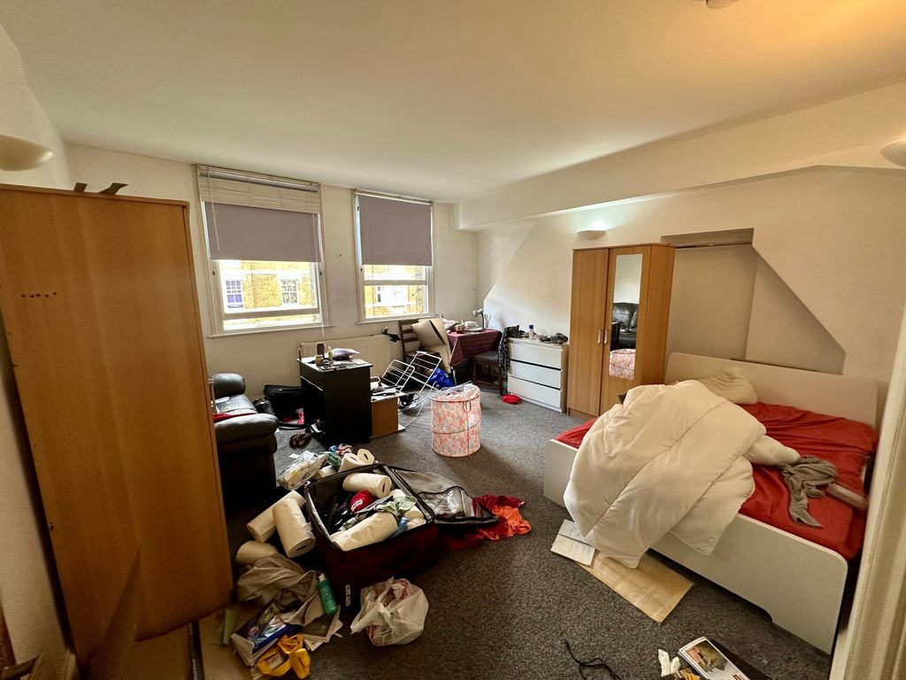 Property photo 2 of 4