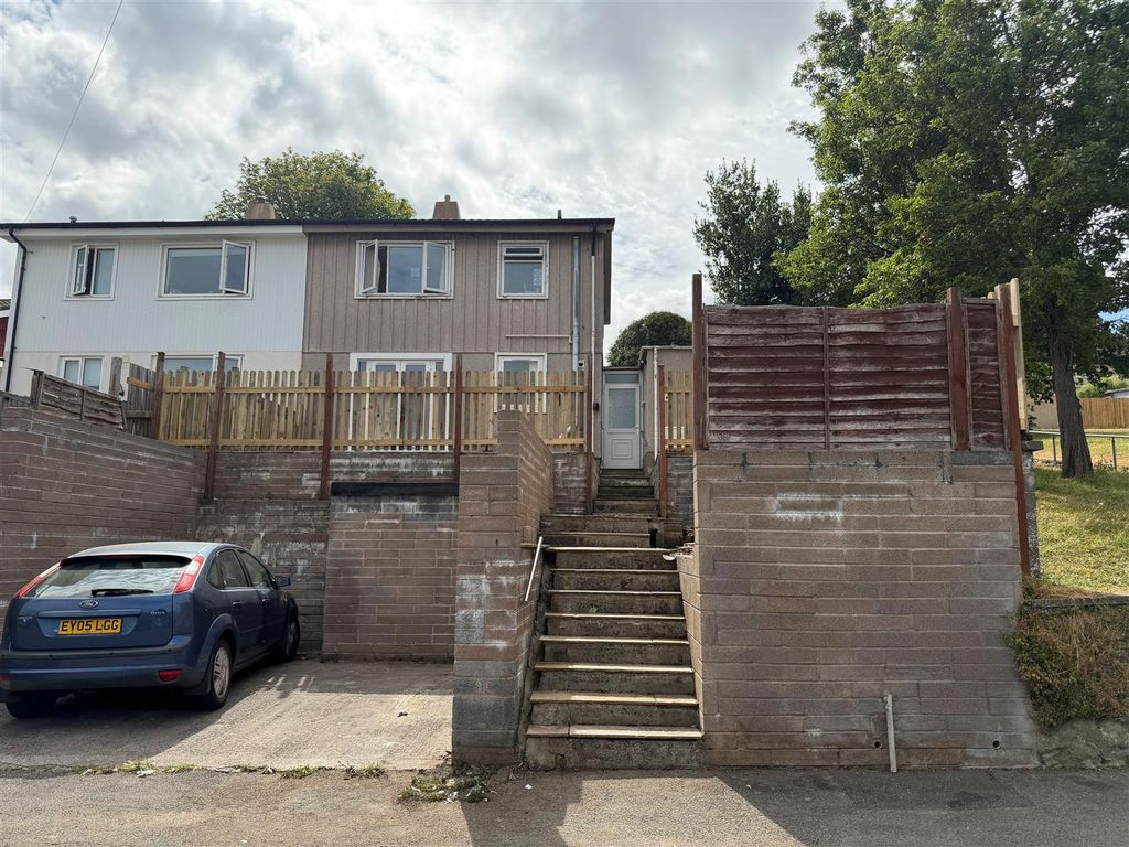 Property photo 1 of 1 External.Jpg