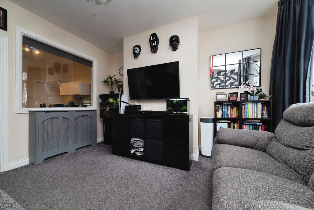 Property photo 2 of 13