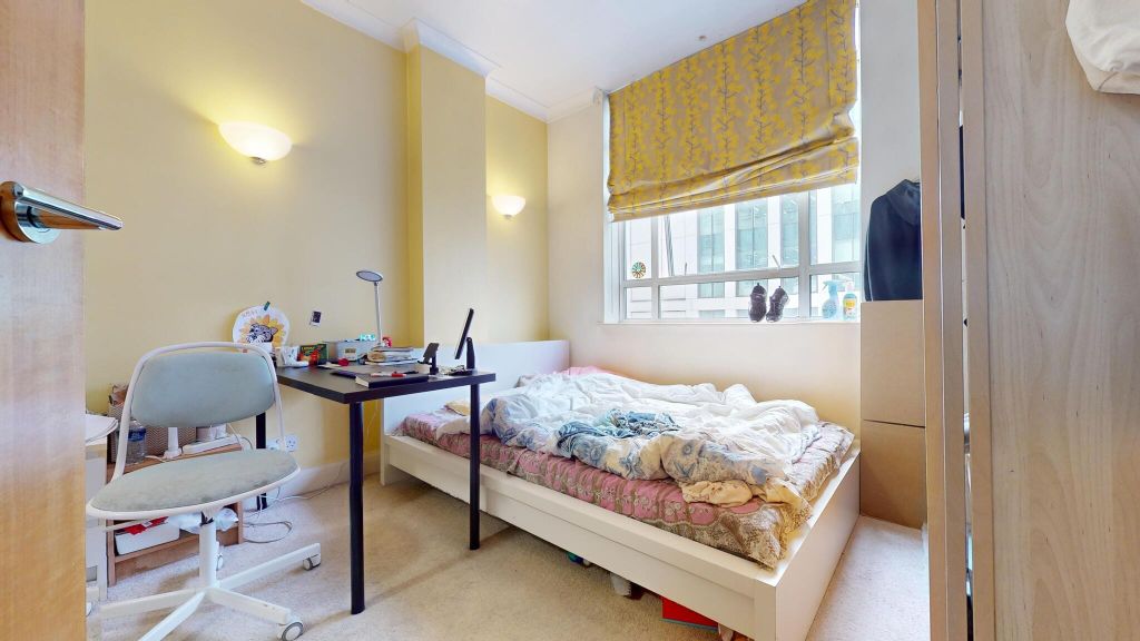 Property photo 3 of 20