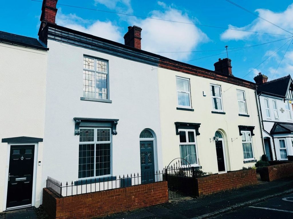 Property photo 2 of 9