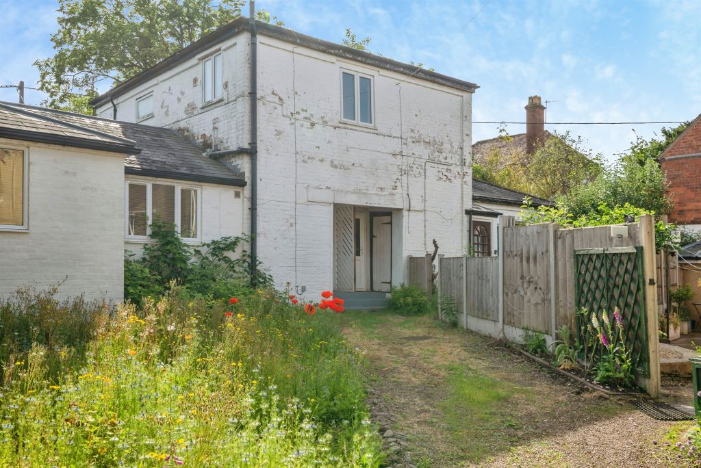 Property photo 1 of 19