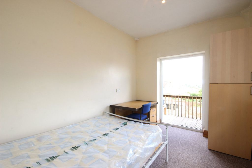 Additional image 14 of 8 bed terraced house to rentGloucester Road, Horfield, Bristol BS7